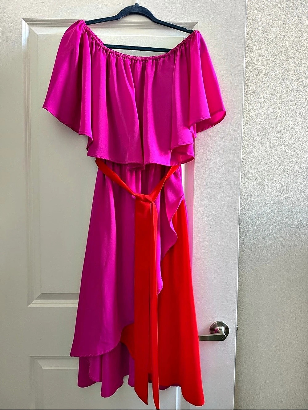 Akira Pink & Red Maxi Dress Size Large Like New